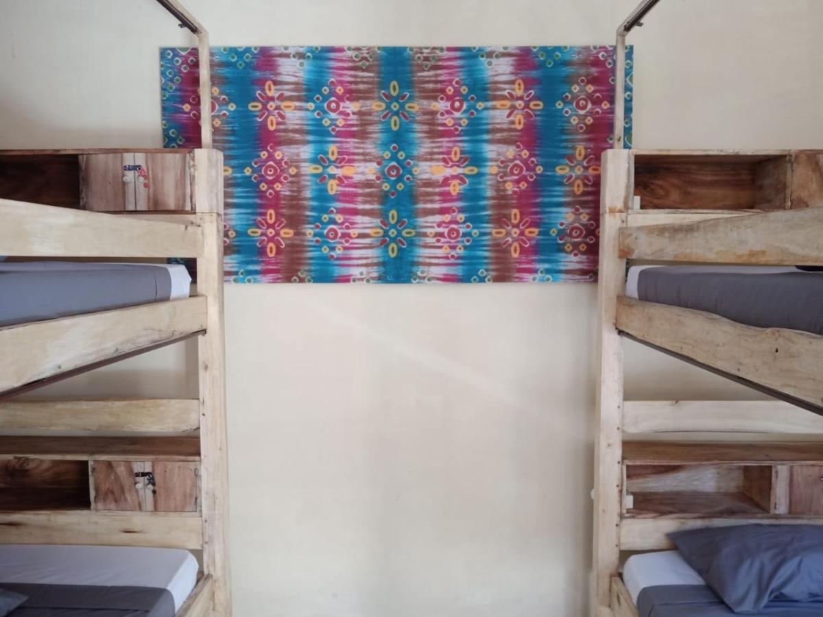 Barracuda Beach Hostel Amed Exteriér fotografie