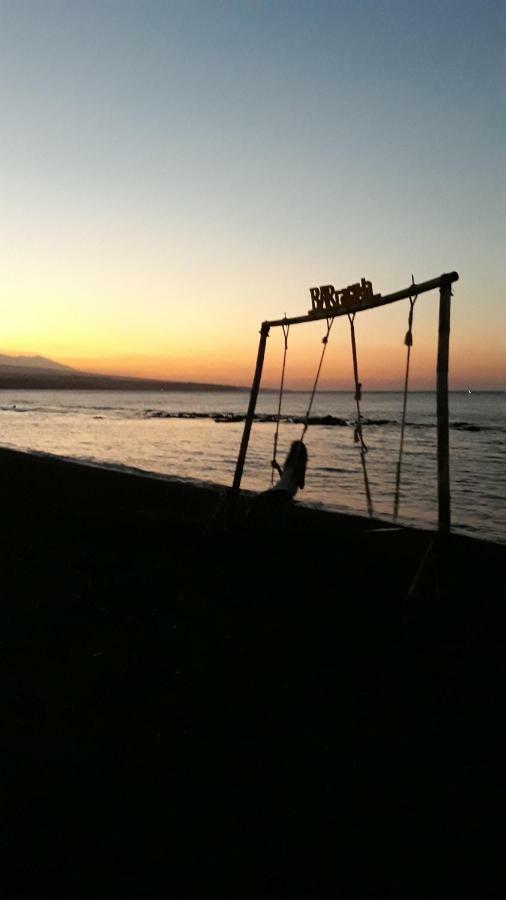 Barracuda Beach Hostel Amed Exteriér fotografie